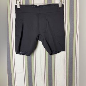 Lululemon Men’s Everlux Yoga Short